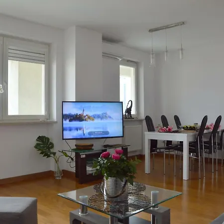 Luxury Sky Penthouse City Center View